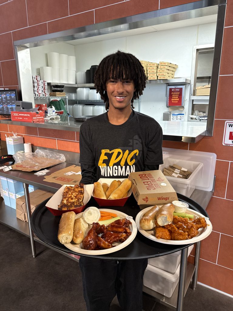 Epic Wings plate of chicken